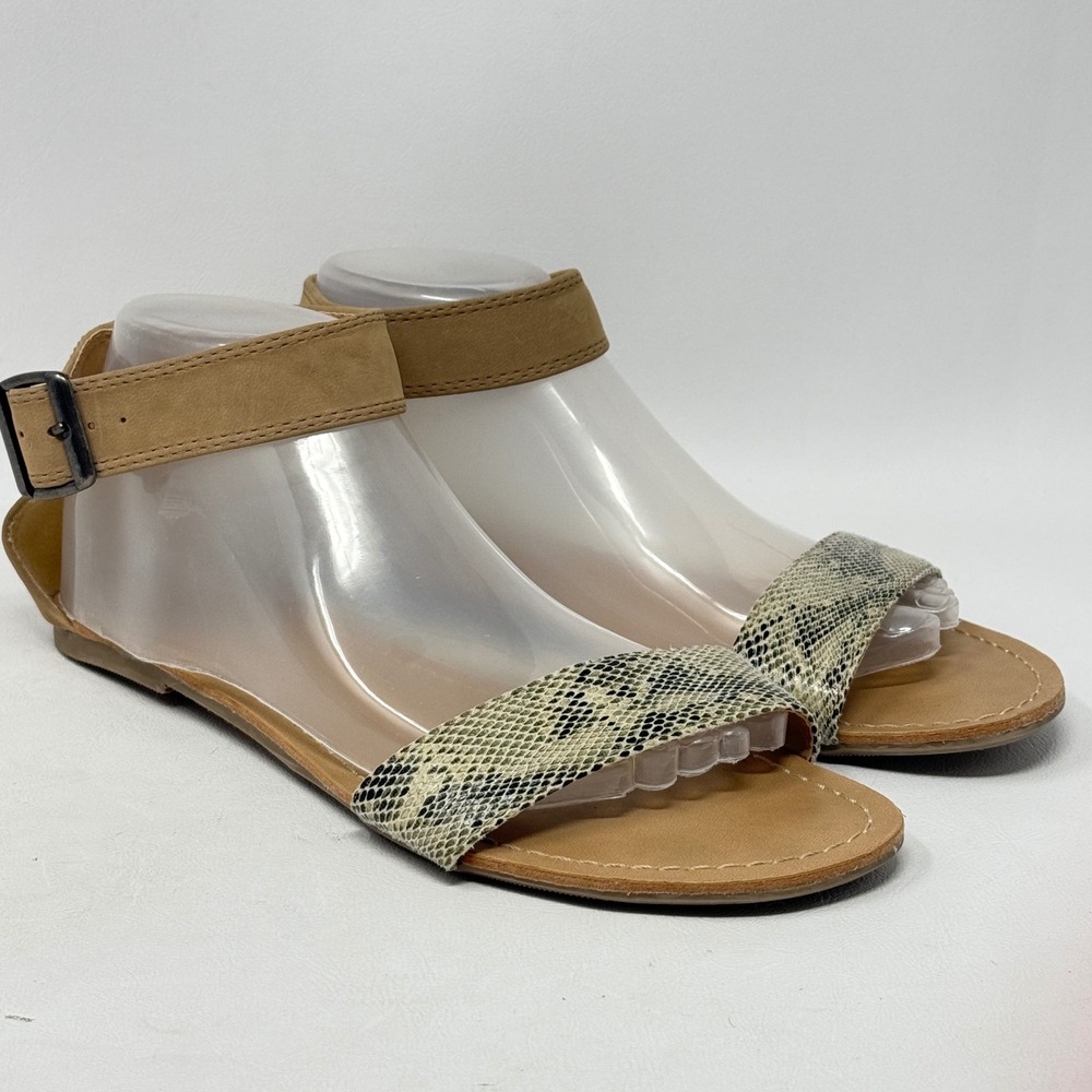 Gap Womens Ankle Strap Sandals Snakeskin Flats Shoes 9 Hipster Minimalist Resort